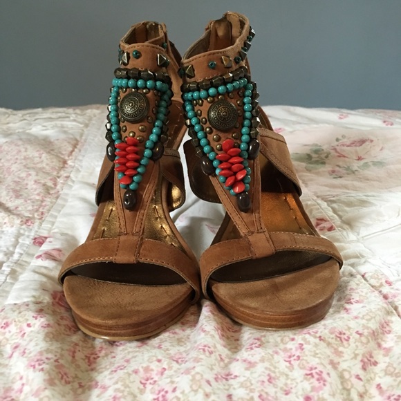 Nine West Shoes - NEW Nine West BOHO platform heels